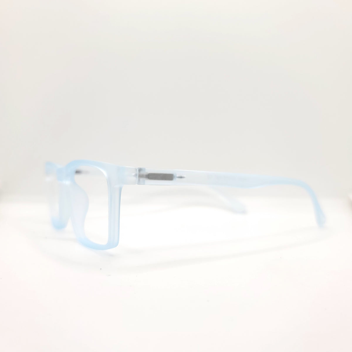 DCG SLEEK AIR 003