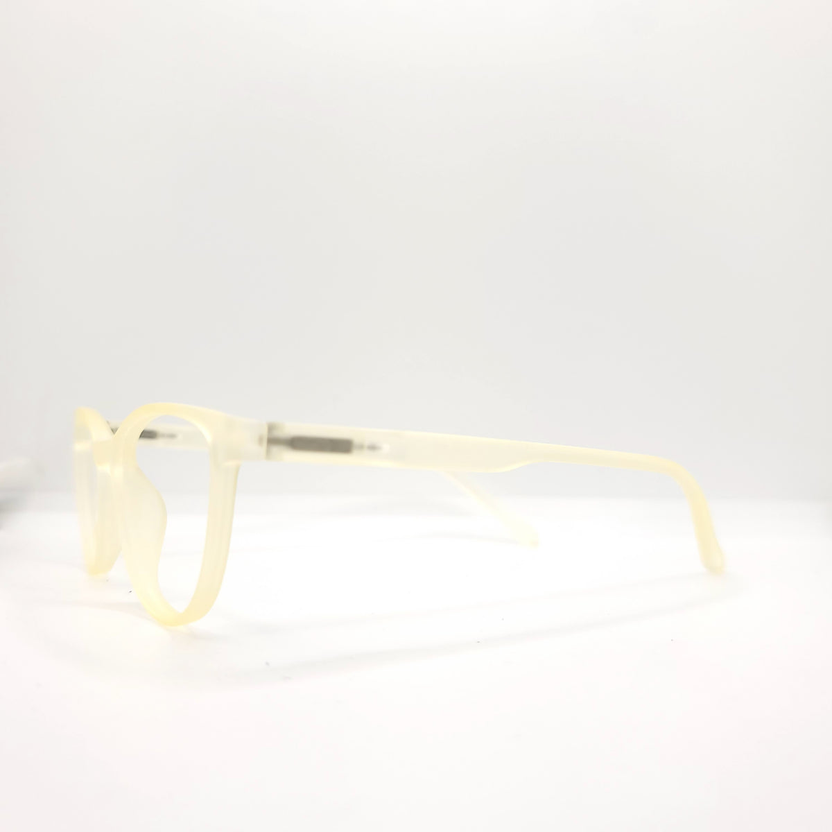 DCG SLEEK AIR 008