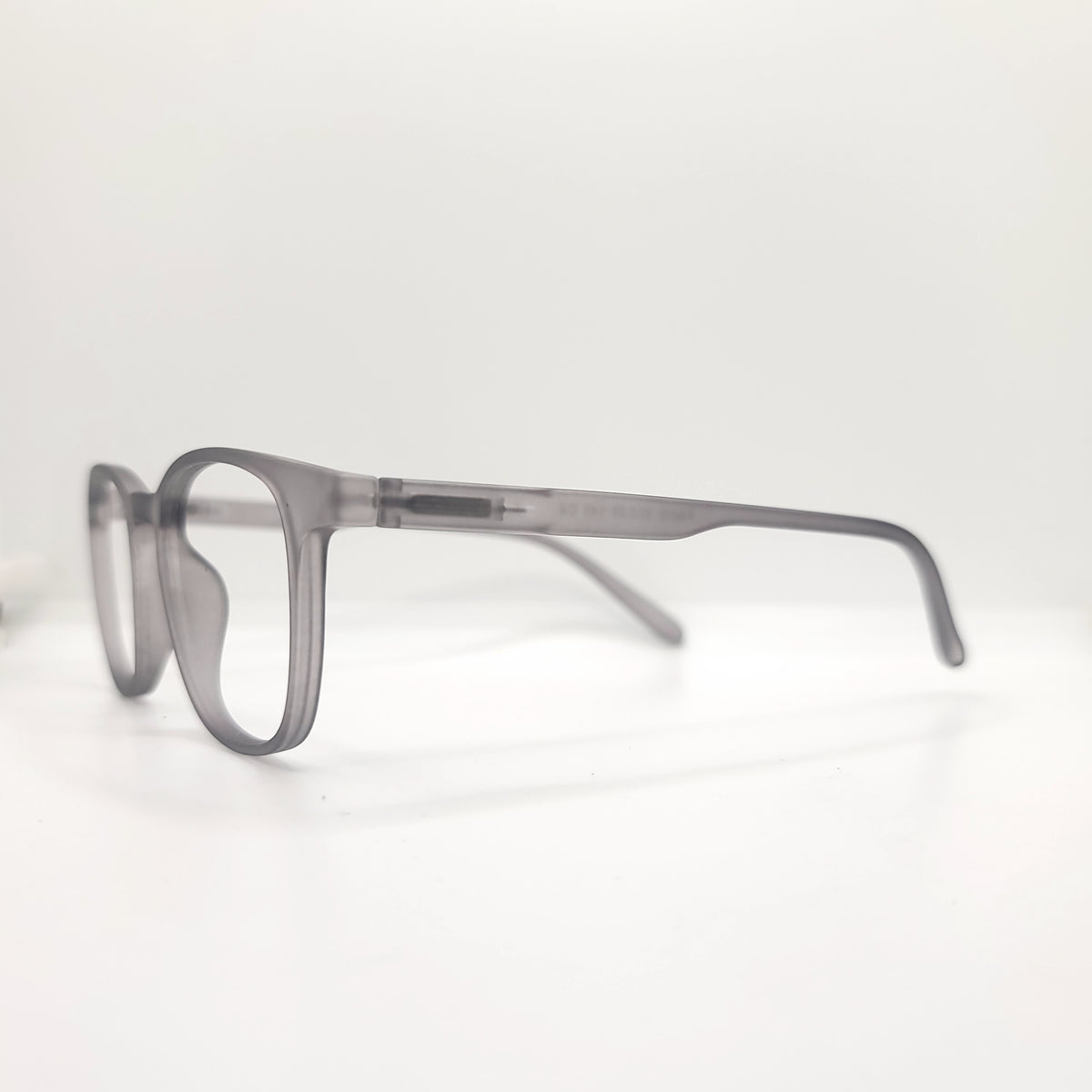 DCG SLEEK AIR 010