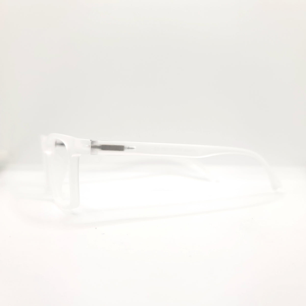 DCG SLEEK AIR 003