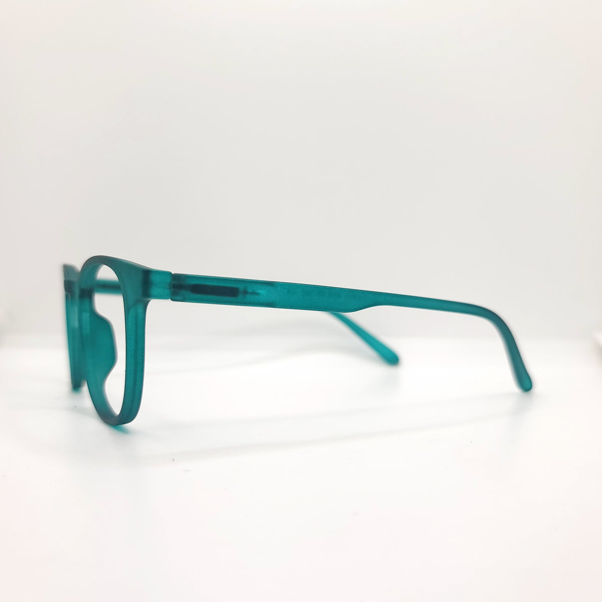 DCG SLEEK AIR 006