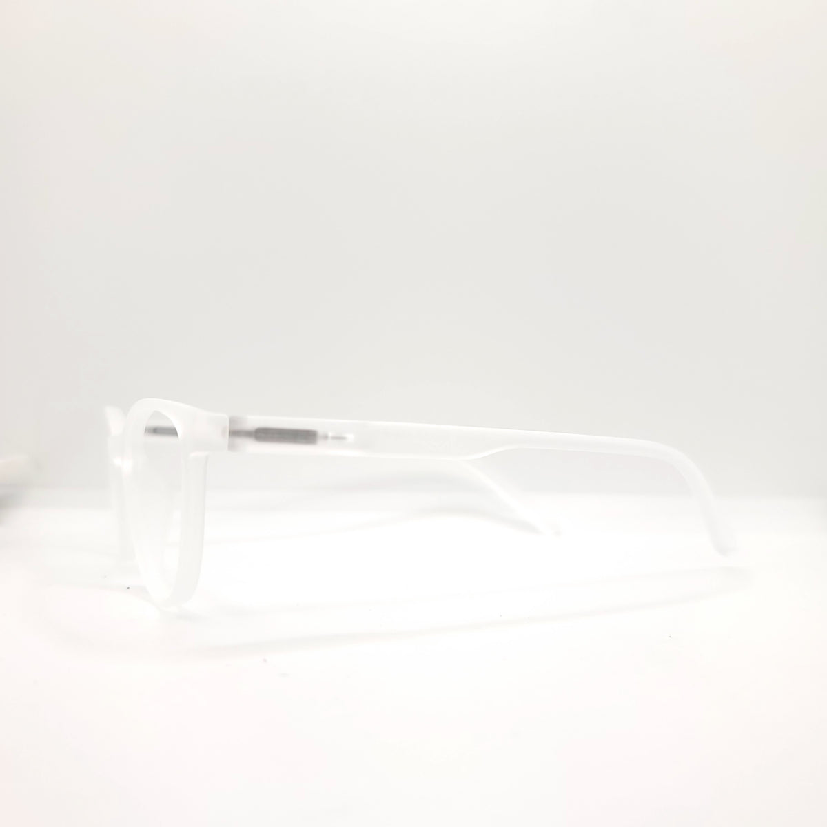 DCG SLEEK AIR 008