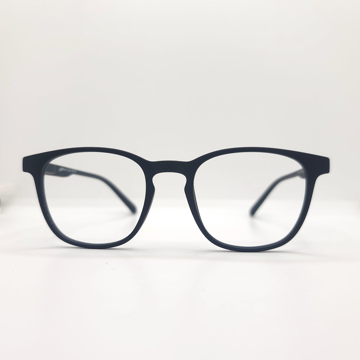 DCG SLEEK AIR 010